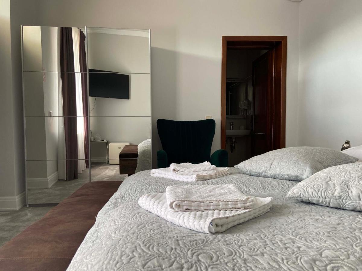 Maisonette Apartments Câmpulung Eksteriør billede