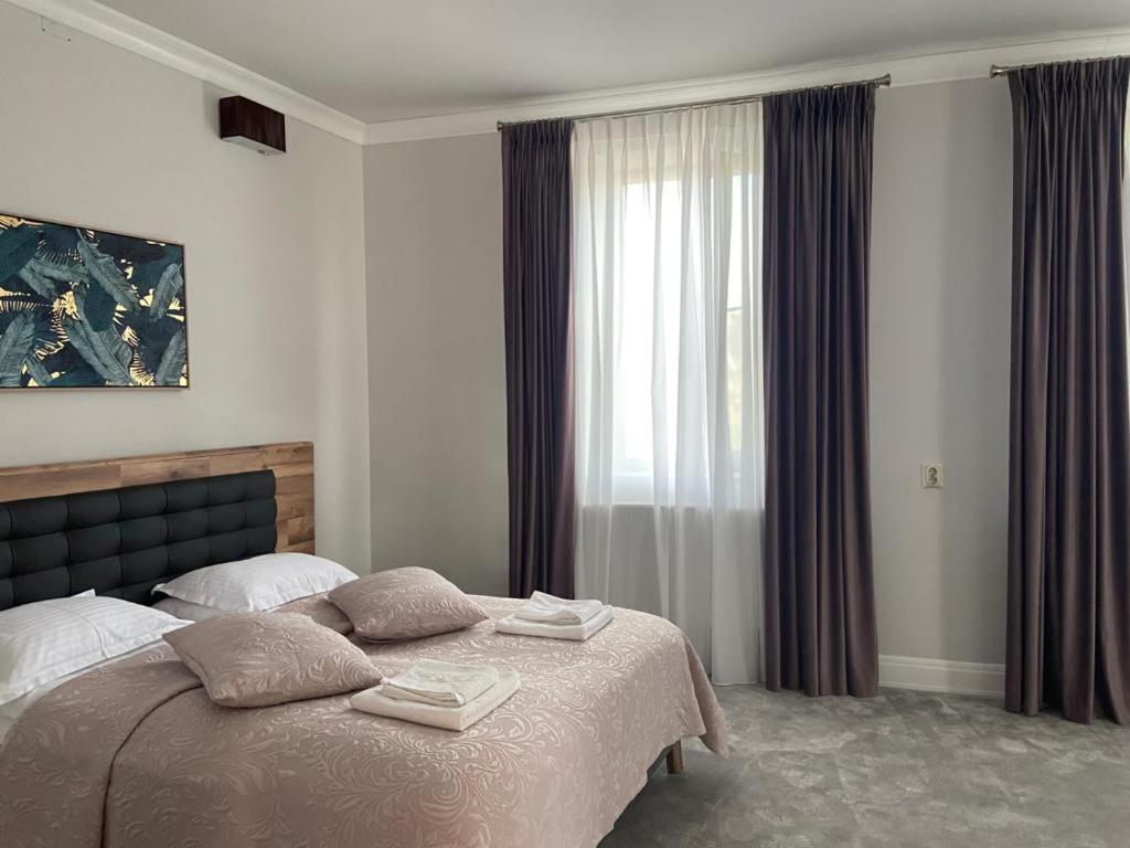 Maisonette Apartments Câmpulung Eksteriør billede