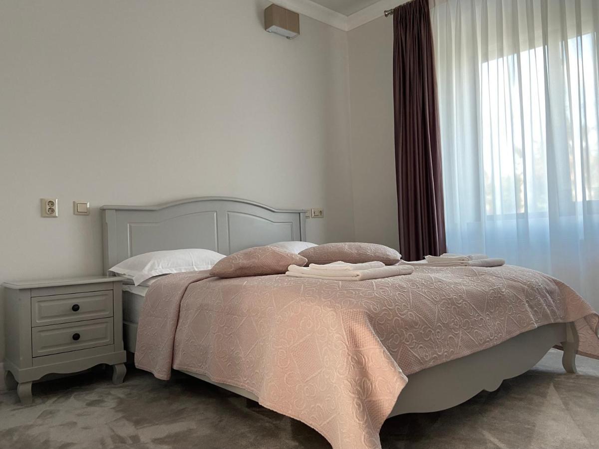 Maisonette Apartments Câmpulung Eksteriør billede